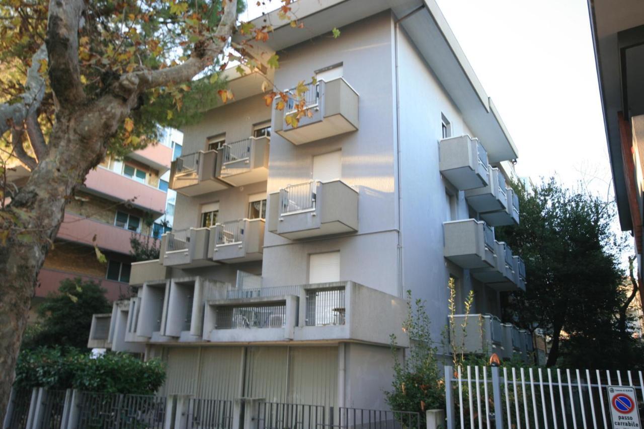 Casa Vacanze Cucciolo Rimini Exterior photo